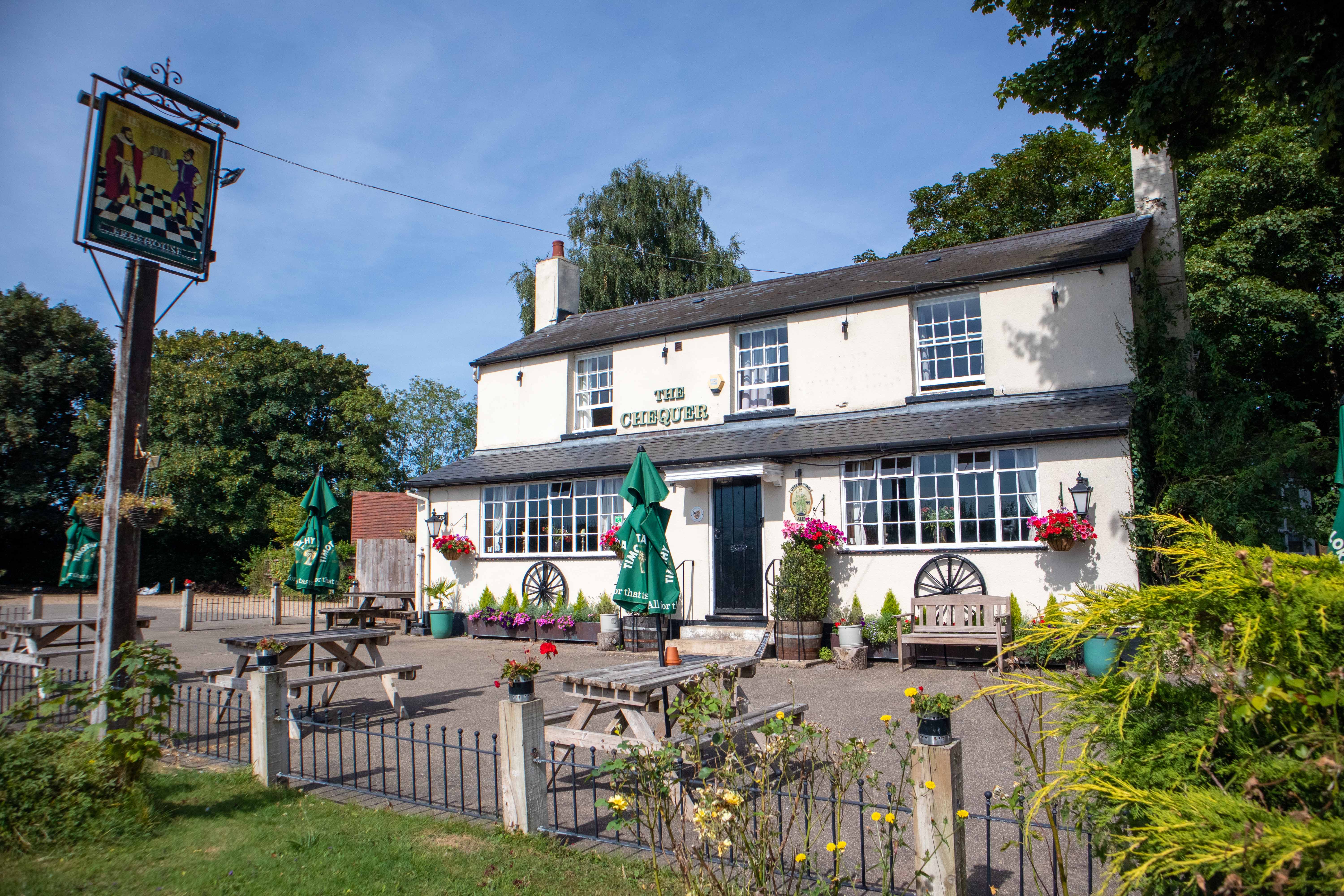 Free-of-tie country pub in Hertfordshire sold