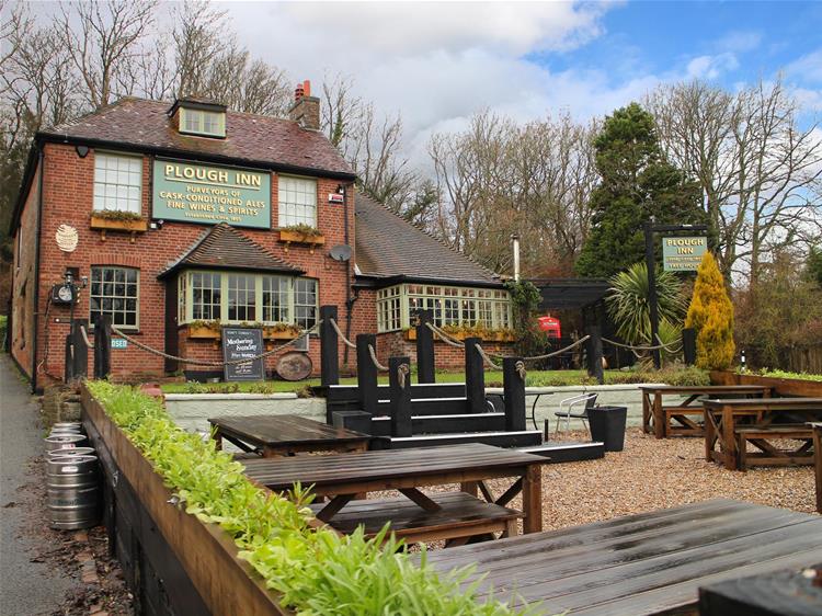 Refurbished country pub available on free-of-tie lease, East Sussex