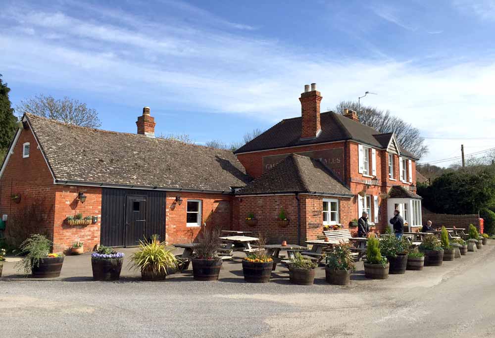 Established South Downs real ale freehouse in 2.5 acre plot – The Hampshire Bowman