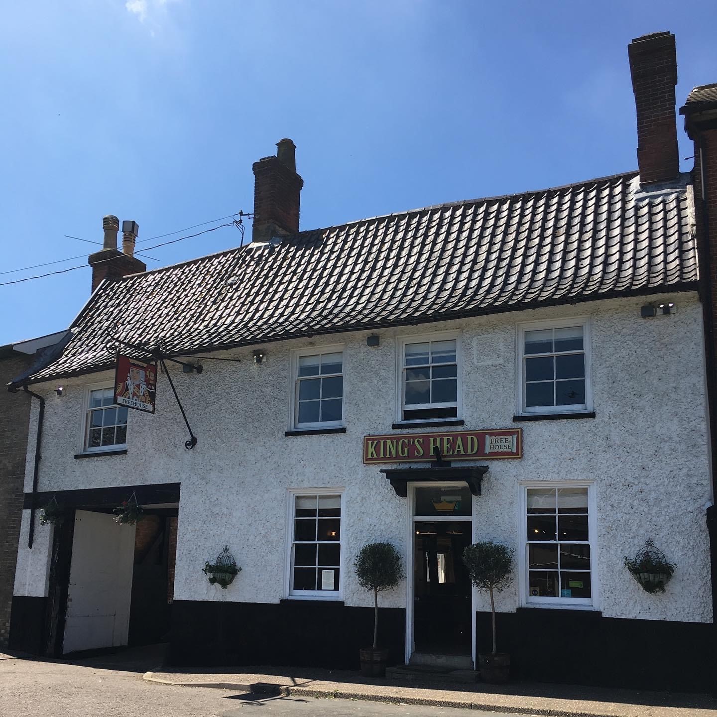 Free-of-tie Norfolk coaching inn and pub available for lease