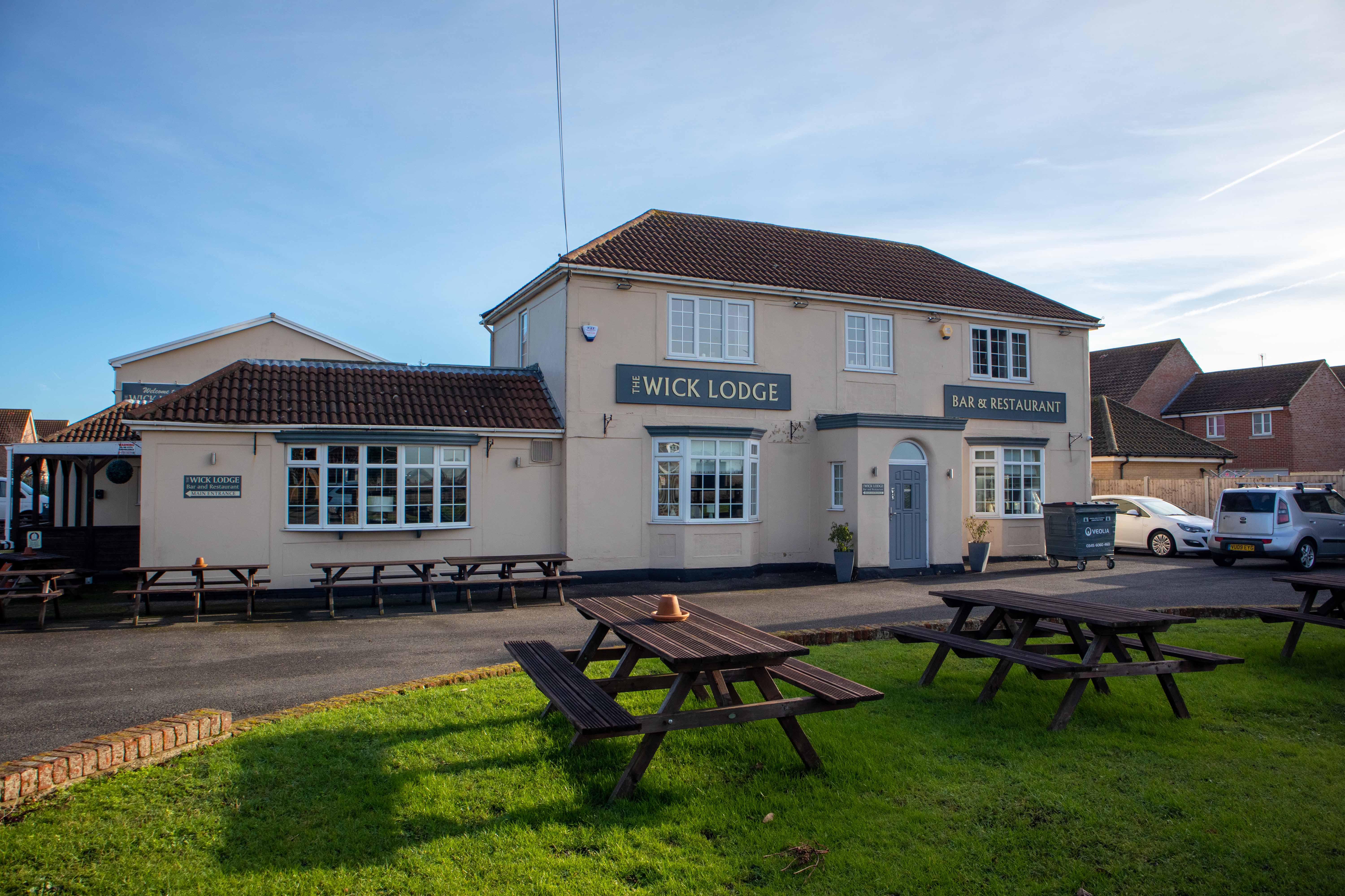 Well-presented three-bedroom pub to let in Essex