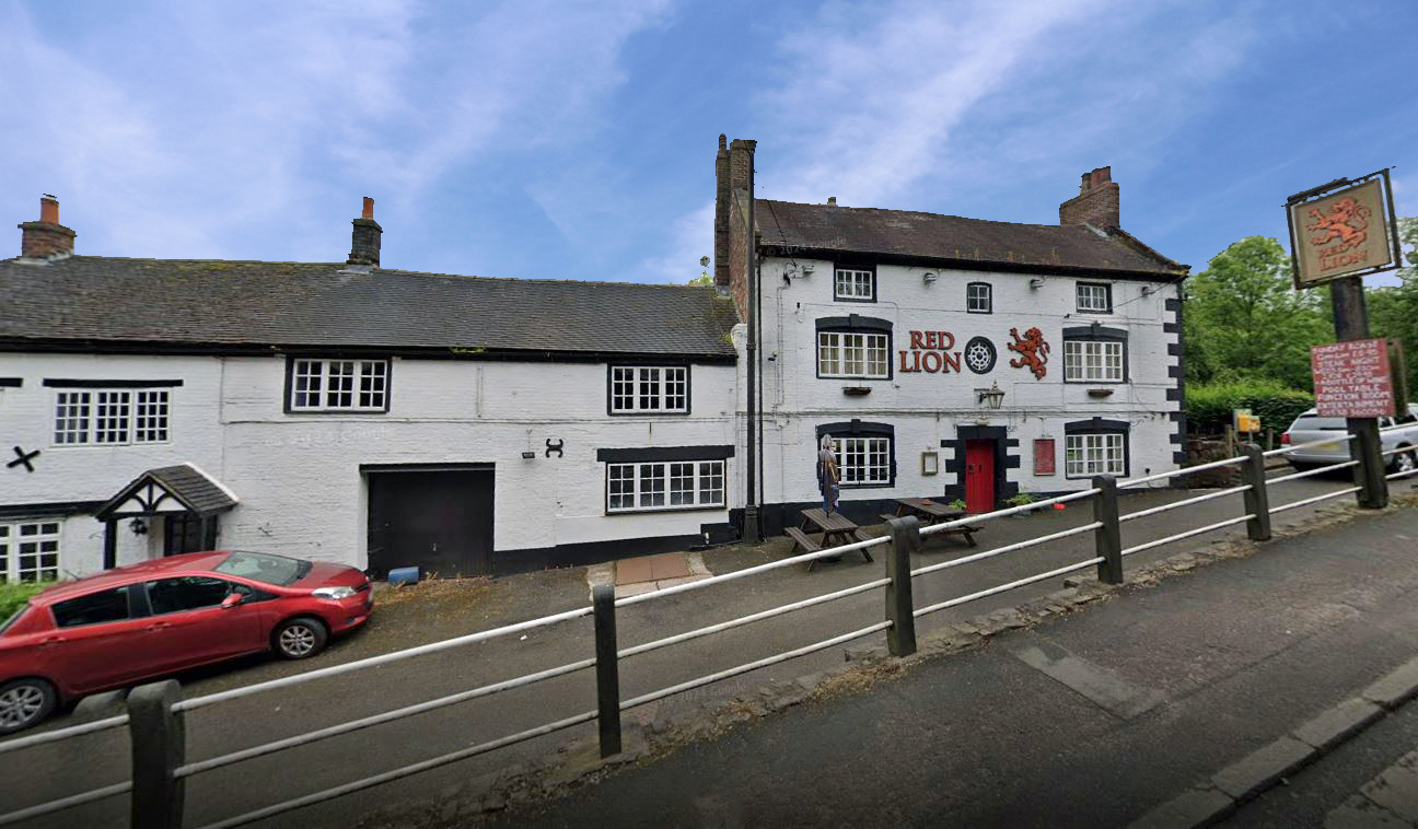 Staffordshire Moorlands pub let