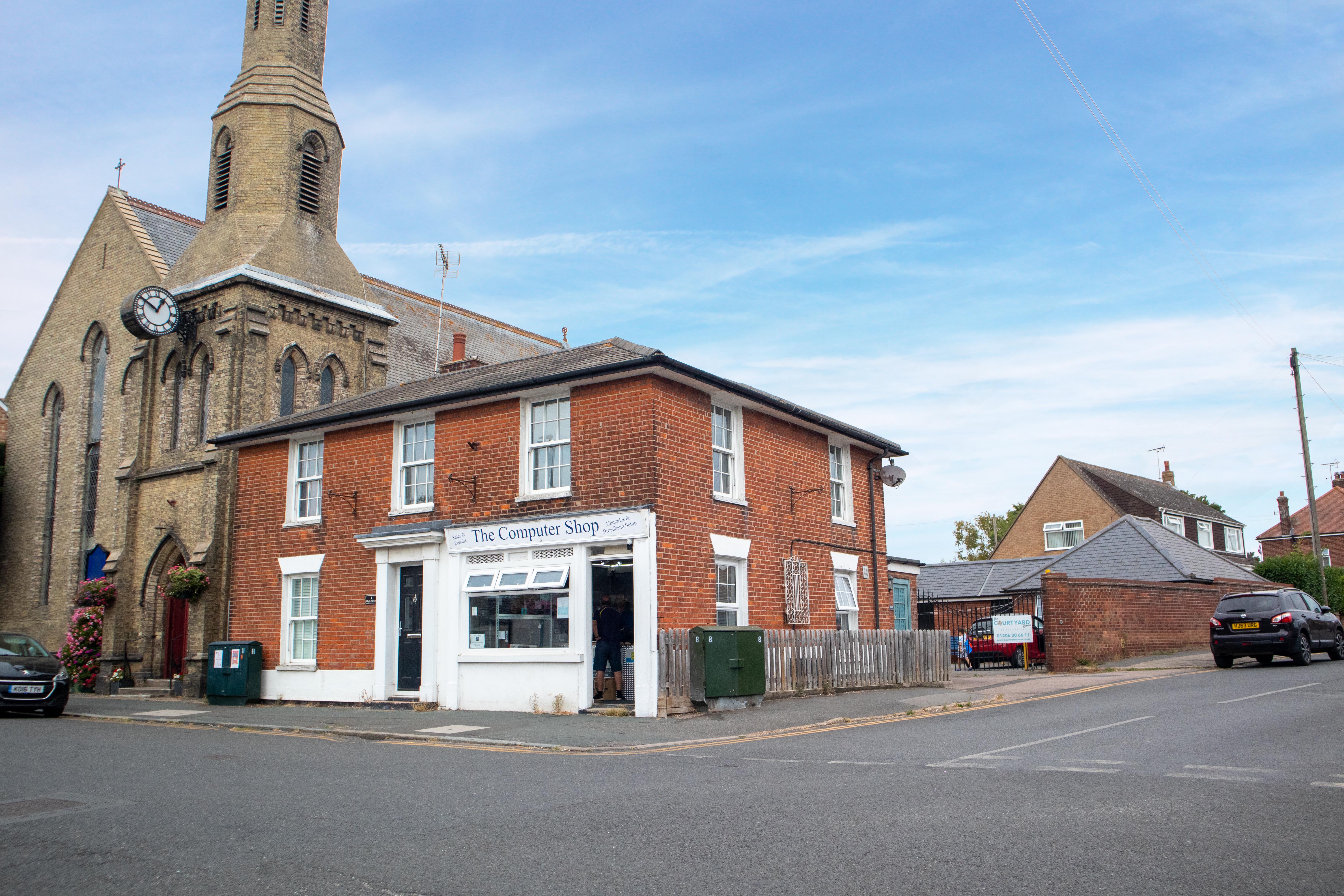 Guest house and three bedroom house in Brightlingsea for sale