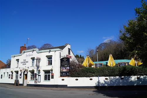 Canalside Georgian style pub now for sale