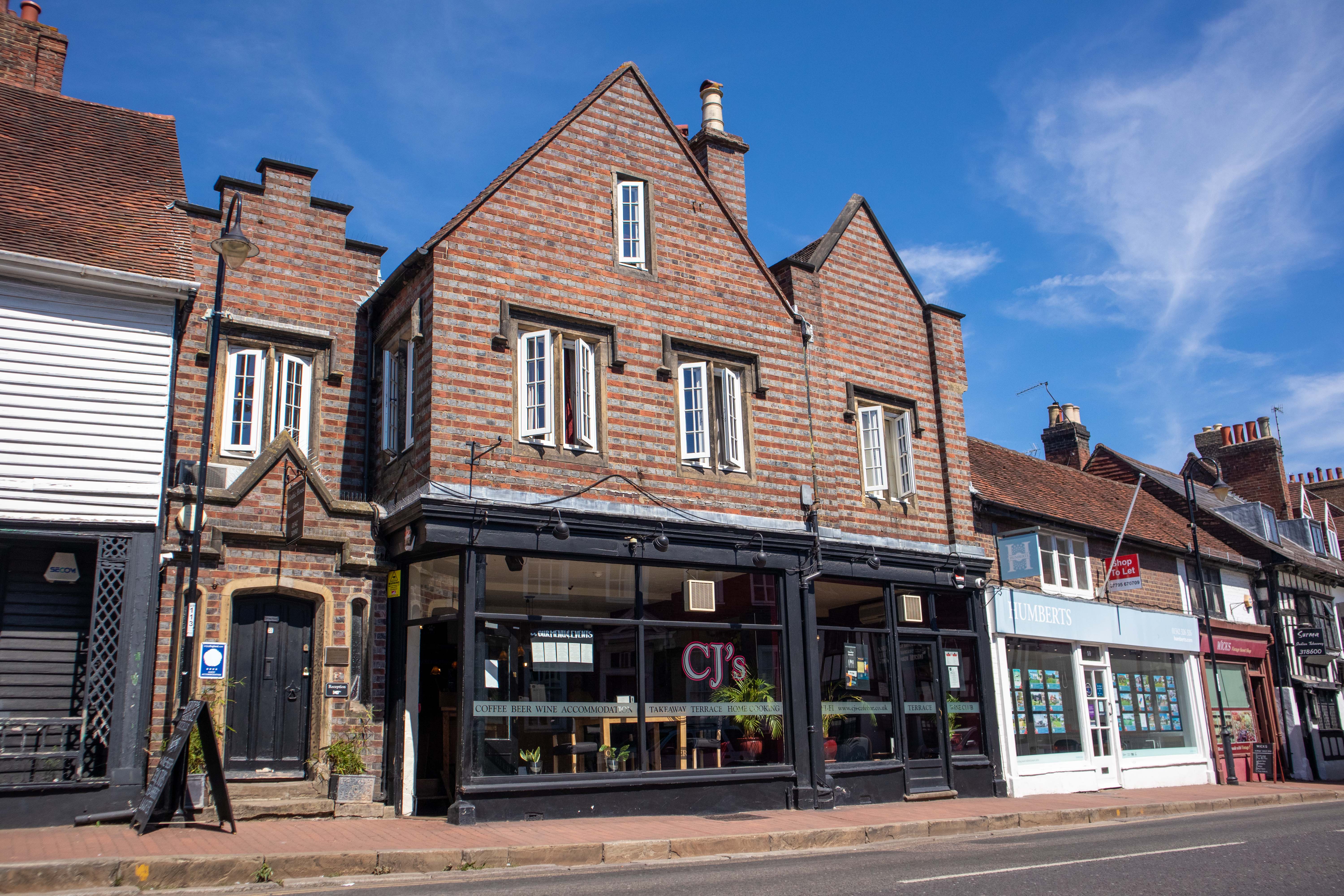 Café, bar and hotel in West Sussex sold
