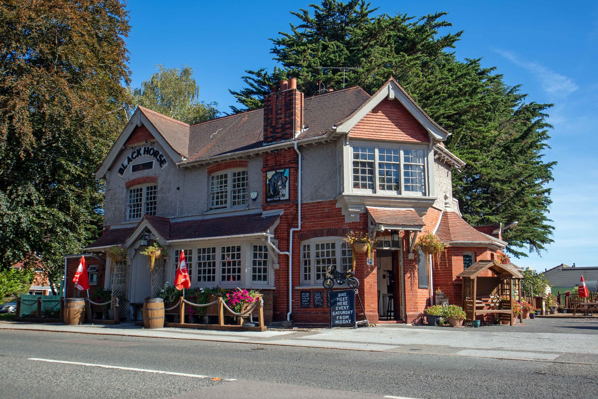 Biggin Hill pub up for grabs for just £75,000
