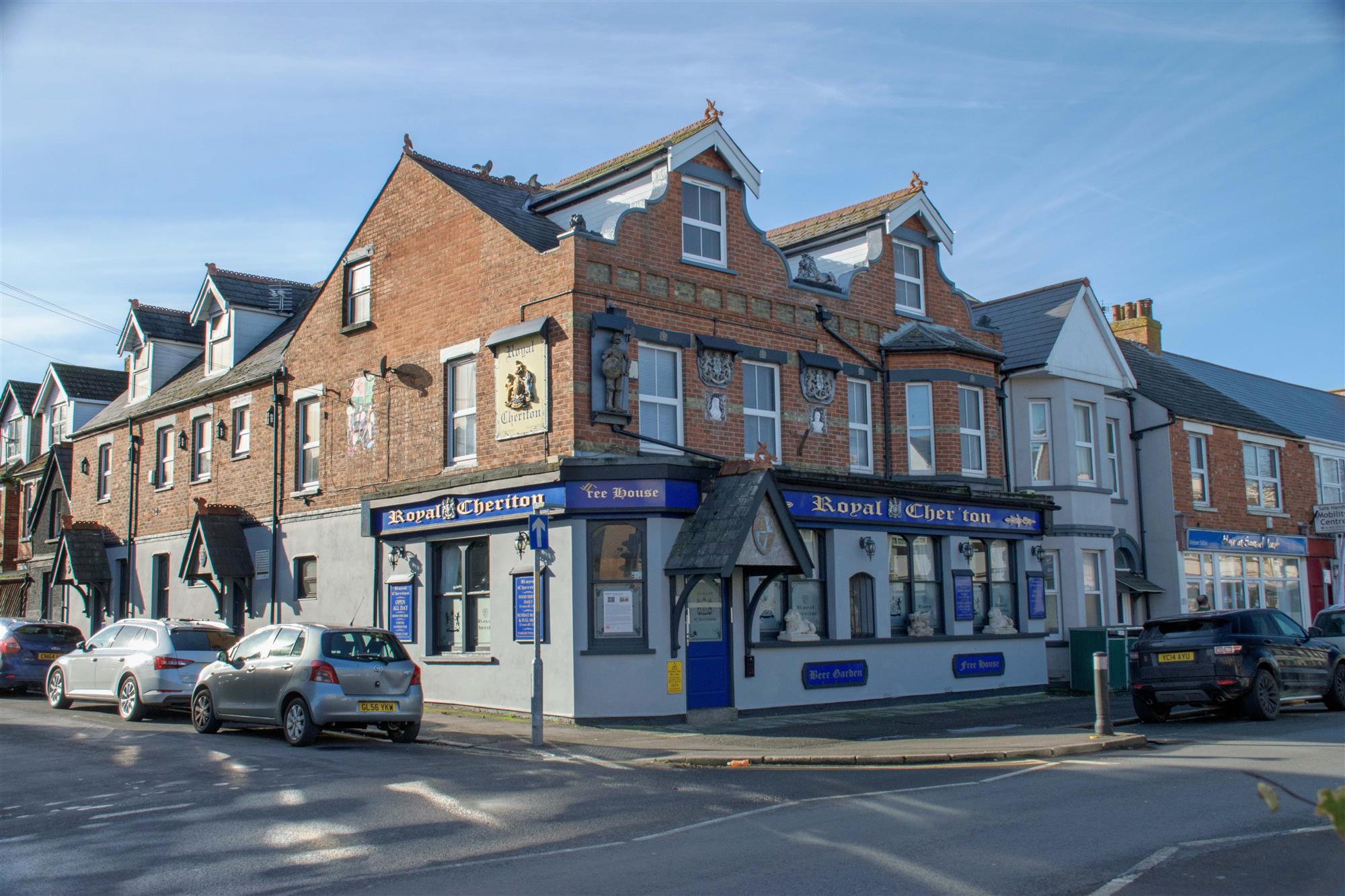 KENT - PROFITABLE PUB WITH THREE RESIDENTIAL UNITS