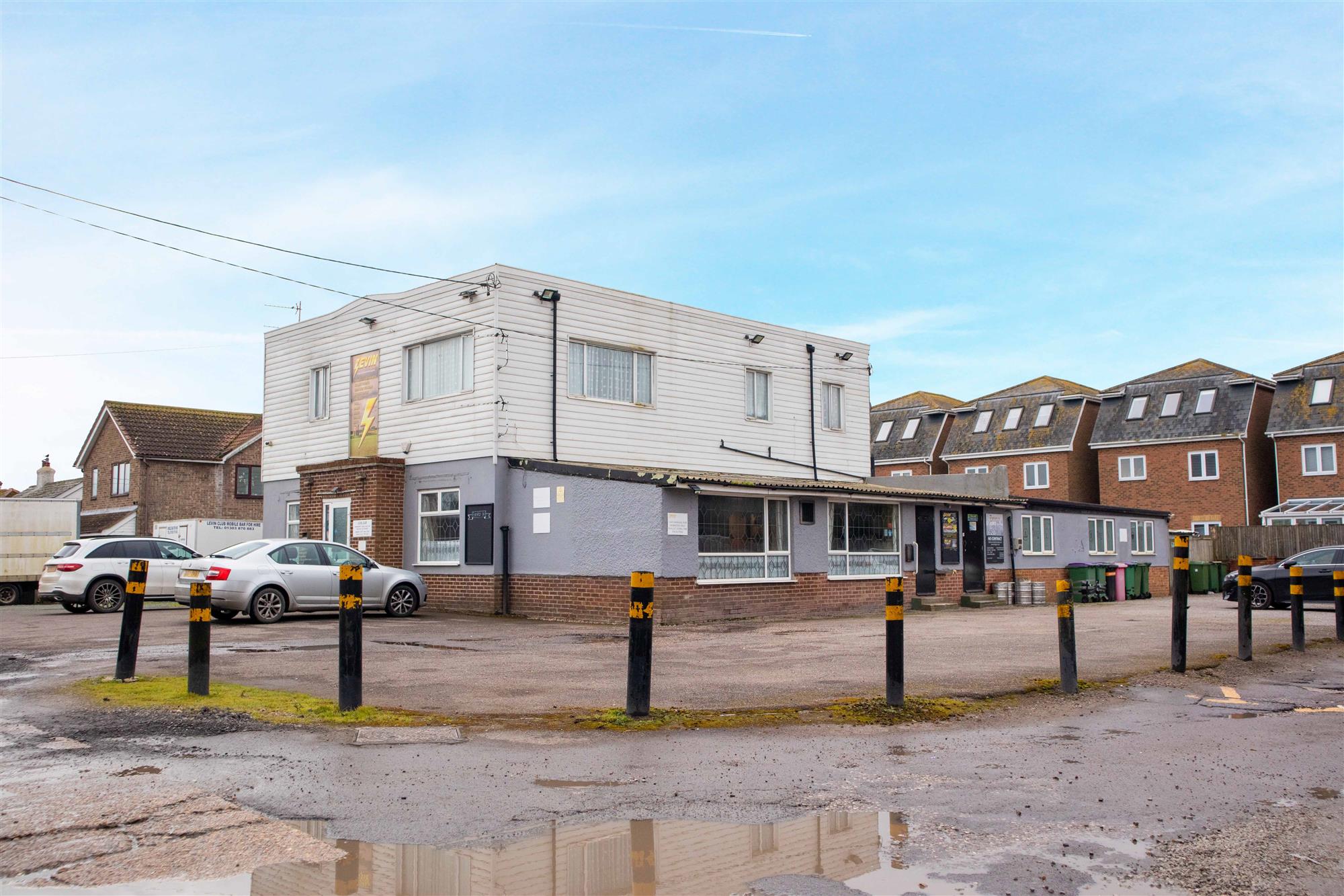 KENT - CLUB & PREMISES ON 0.31 ACRE PLOT