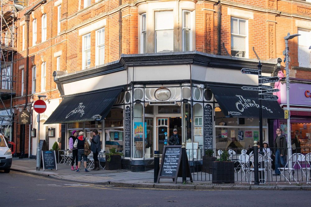 KENT - MULTI-FACETED TOWN CENTRE BUSINESS