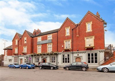 SHROPSHIRE - TOWN CENTRE PUB and BOUTIQUE HOTEL