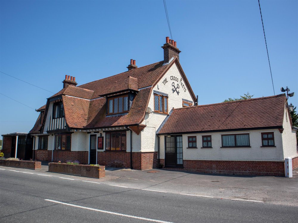 SUFFOLK - FREEHOUSE WITH PLANNING PERMISSION