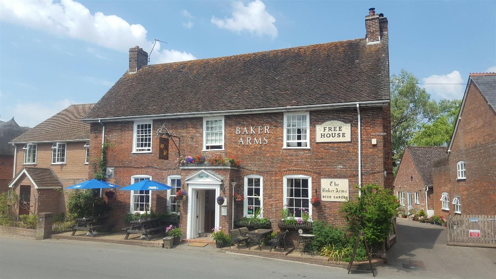 DORSET - FREE HOUSE & HOLIDAY COTTAGE