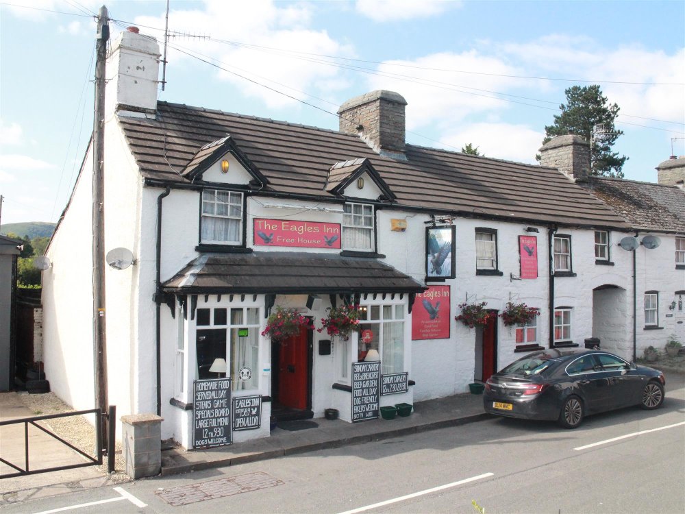 POWYS - UPPER WYE VALLEY FREE HOUSE