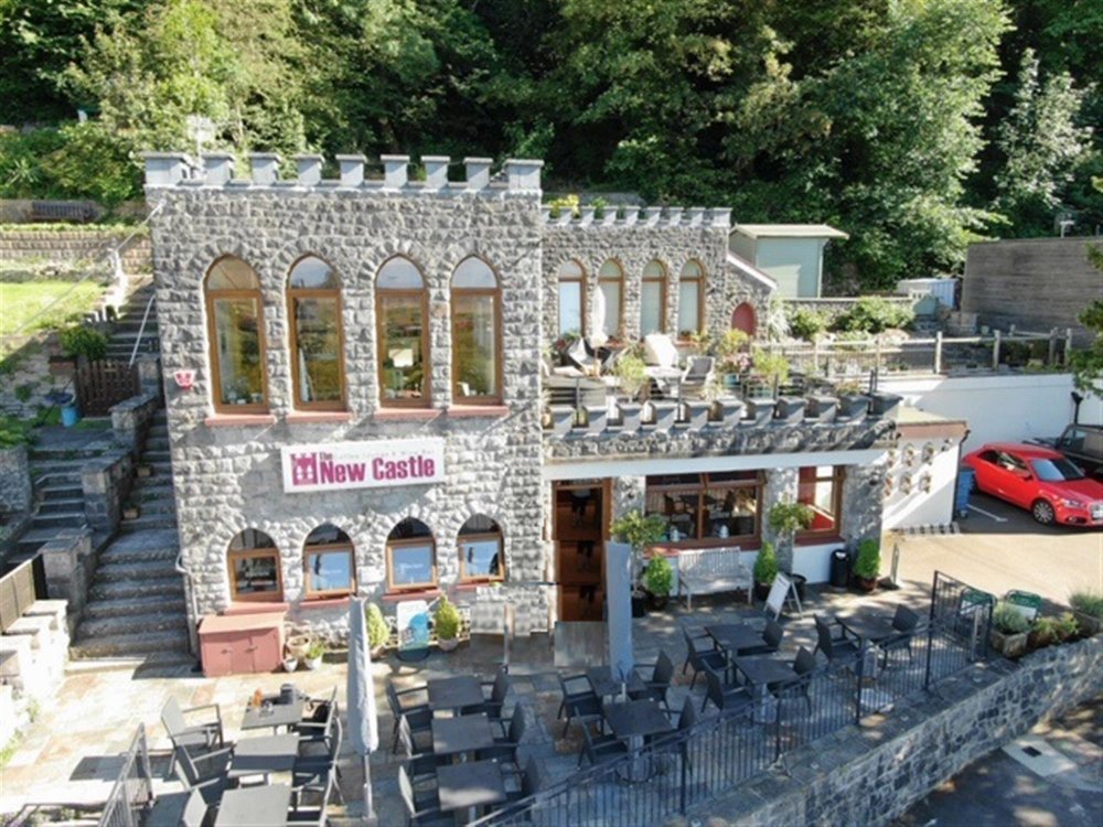 SOMERSET - COAST WINE BAR/RESTAURANT/BISTRO