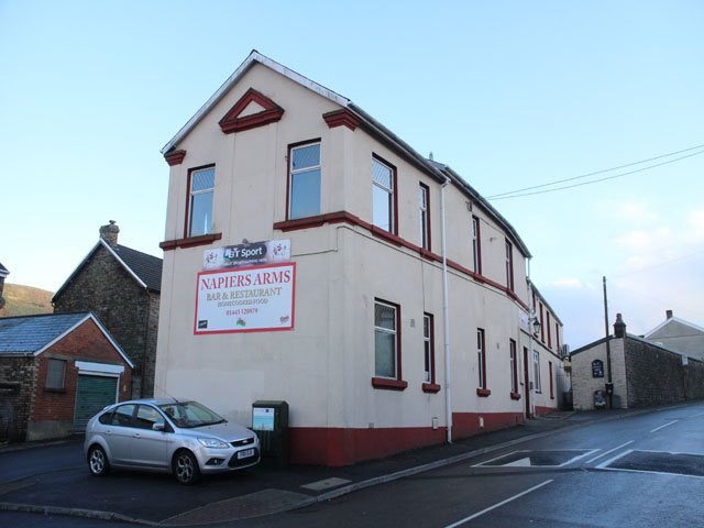 SOUTH WALES - SUBSTANTIAL GLAMORGAN PUB