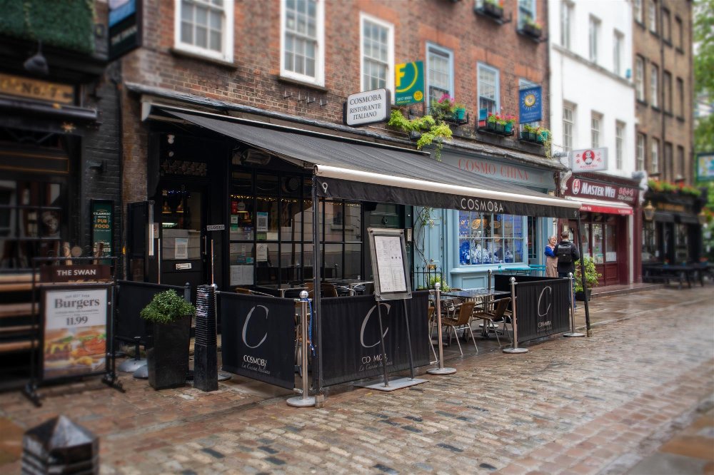 LONDON - RESTAURANT ON FAVOURABLE LEASE