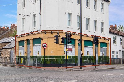 LONDON - GROUND FLOOR AND BASEMENT LOCK-UP PUB
