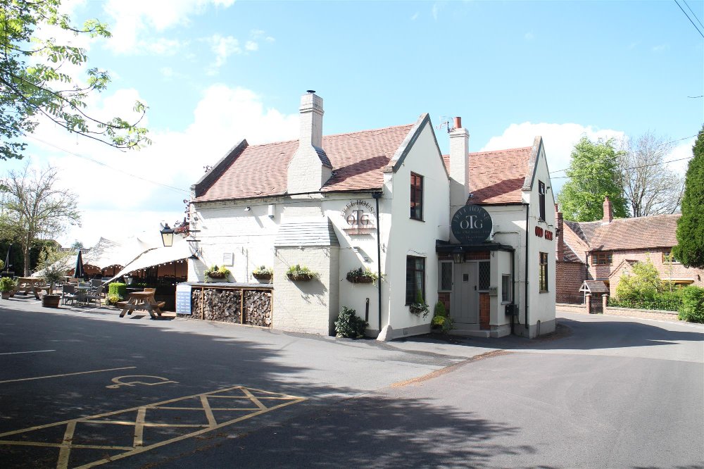 SHROPSHIRE - VILLAGE INN AND RESTAURANT