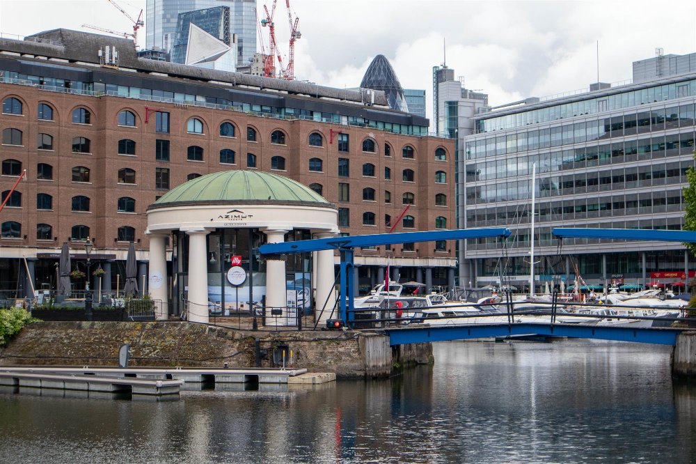 LONDON - PRIME ST. KATHERINE DOCKS UNIT
