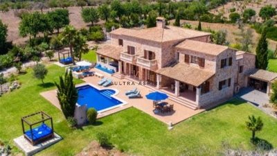 PORTO CRISTO - INCREDIBLE AND PROFITABLE FINCA BUSINESS