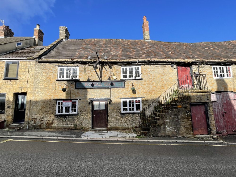 SOMERSET - 18TH CENTURY FREEHOUSE