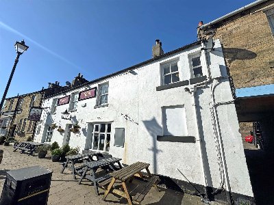 NORTHUMBERLAND - FREEHOLD INVESTEMENT- BEAUTIFUL VILLAGE PUB IN HEXHAM
