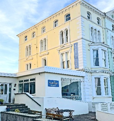 CONWY - 16 BEDROOM HOTEL IN PRIME SEAFRONT POSITION WITH PRIVATE CAR PARK
