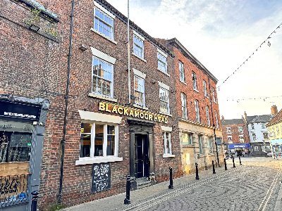 NORTH YORKSHIRE - FREEHOLD TOWN CENTRE PUB and LETTING ROOMS IN SELBY