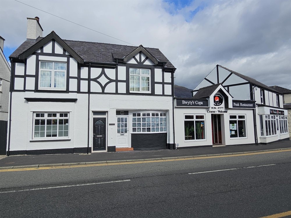 GWYNEDD - ESTABLISHED RESTAURANT, RETAIL UNIT AND THREE BEDROOM HOUSE AT THE FOOT OF YR WYDFFA (SNOWDON)