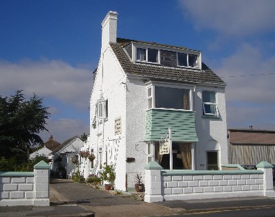 LINCOLNSHIRE COAST - GUEST HOUSE WITH STUNNING GARDENS AND SEPERATE ANNEXE