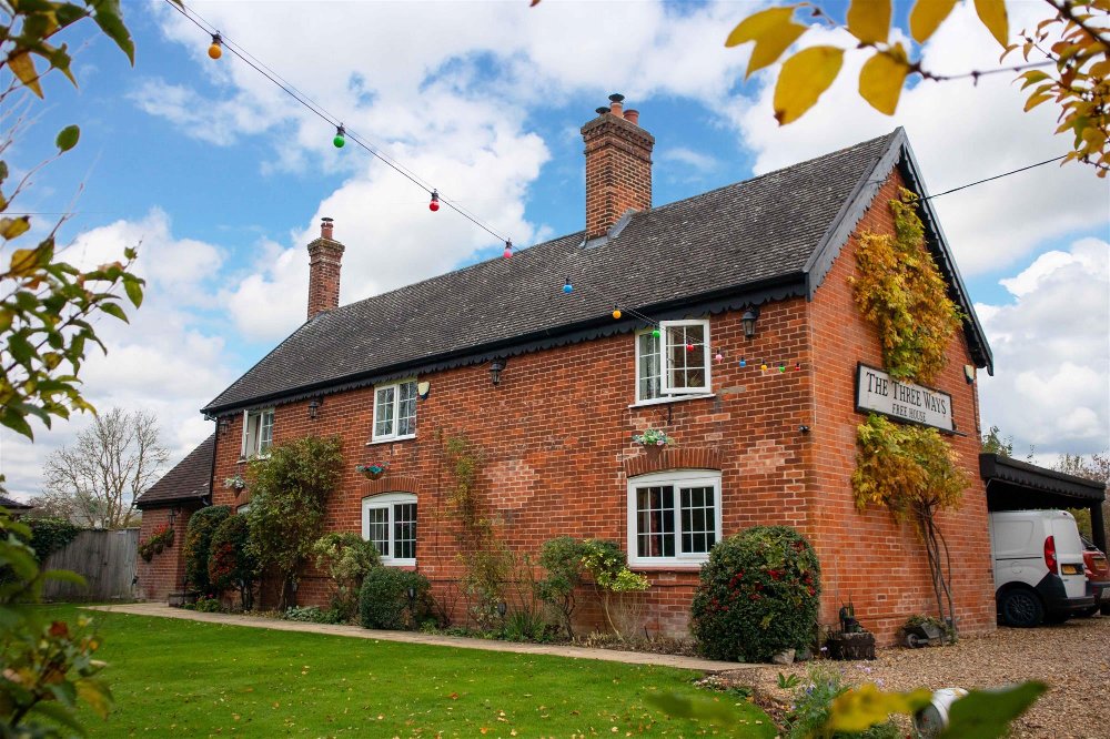  SUFFOLK - CHARMING COUNTRY RESTAURANT AND PUB