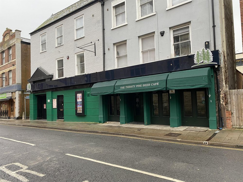 GLOUCESTER - CITY CENTRE CAFE, BAR AND MUSIC VENUE
