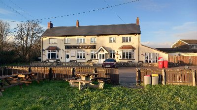 SOUTH MONMOUTHSHIRE - VILLAGE CENTRE SUBSTANTIAL FREEHOUSE