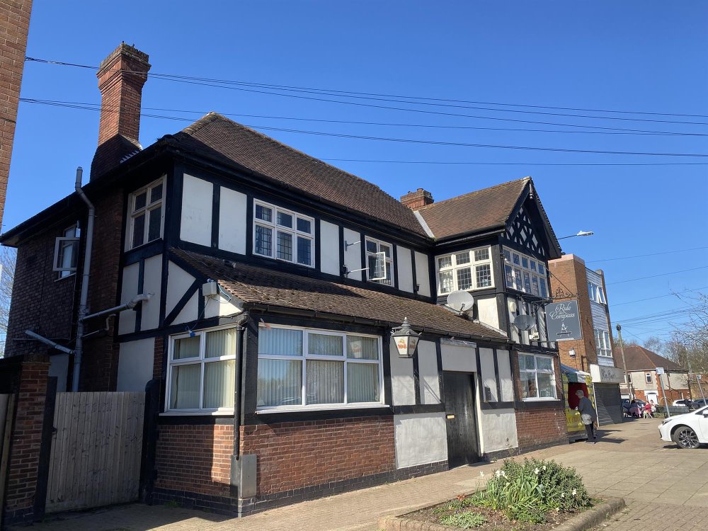 WARWICKSHIRE - TRADITIONAL WET-LED PUBLIC HOUSE WITH THREE LETTING BEDROOMS