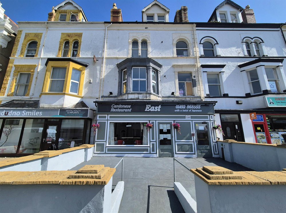 CONWY - RESTAURANT BUSINESS WITH THREE SELF CONTAINED LETTING UNITS