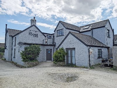 VALE OF GLAMORGAN - WELL-APPOINTED PUB/RESTAURANT WITH FIVE QUALITY EN SUITE LETTING ROOMS IN SOUGHT-AFTER VILLAGE, AVAILABLE ON SENSIBLE, FREE-OF-TIE FURNISHED LET