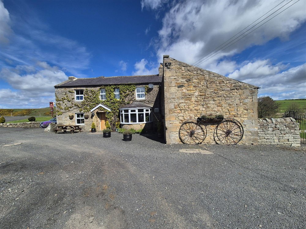 NORTH PENNINES - TRADITIONAL COUNTRY PUB