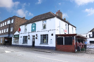 SURREY - PUB WITH ROOMS CLOSE TO HEATHROW AIRPORT
